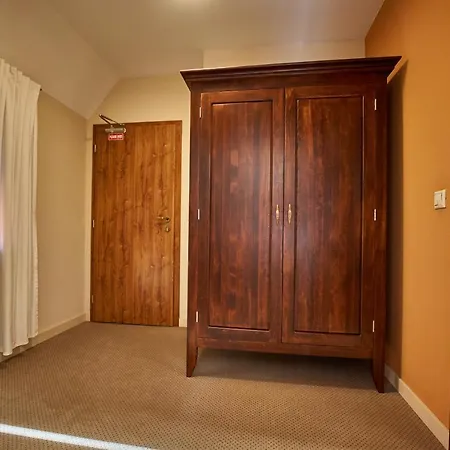 Pension & Restaurant Patriot Trnava Nocľah s raňajkami Trnava