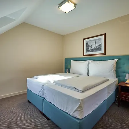 Nocľah s raňajkami Pension & Restaurant Patriot Trnava 3*