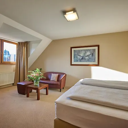 Nocľah s raňajkami Pension & Restaurant Patriot Trnava