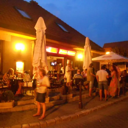 Bed & Breakfast Pension & Restaurant Patriot Trnava