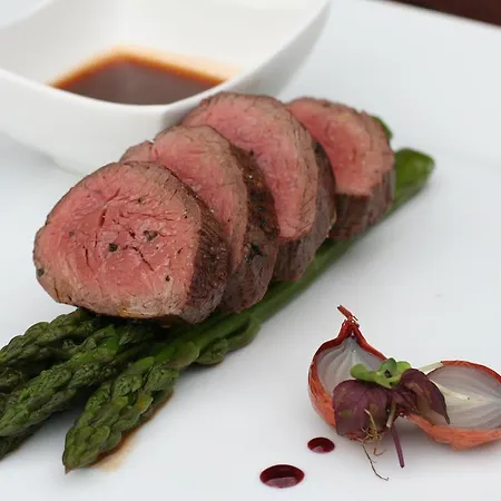 Bed & Breakfast Pension & Restaurant Patriot Trnava